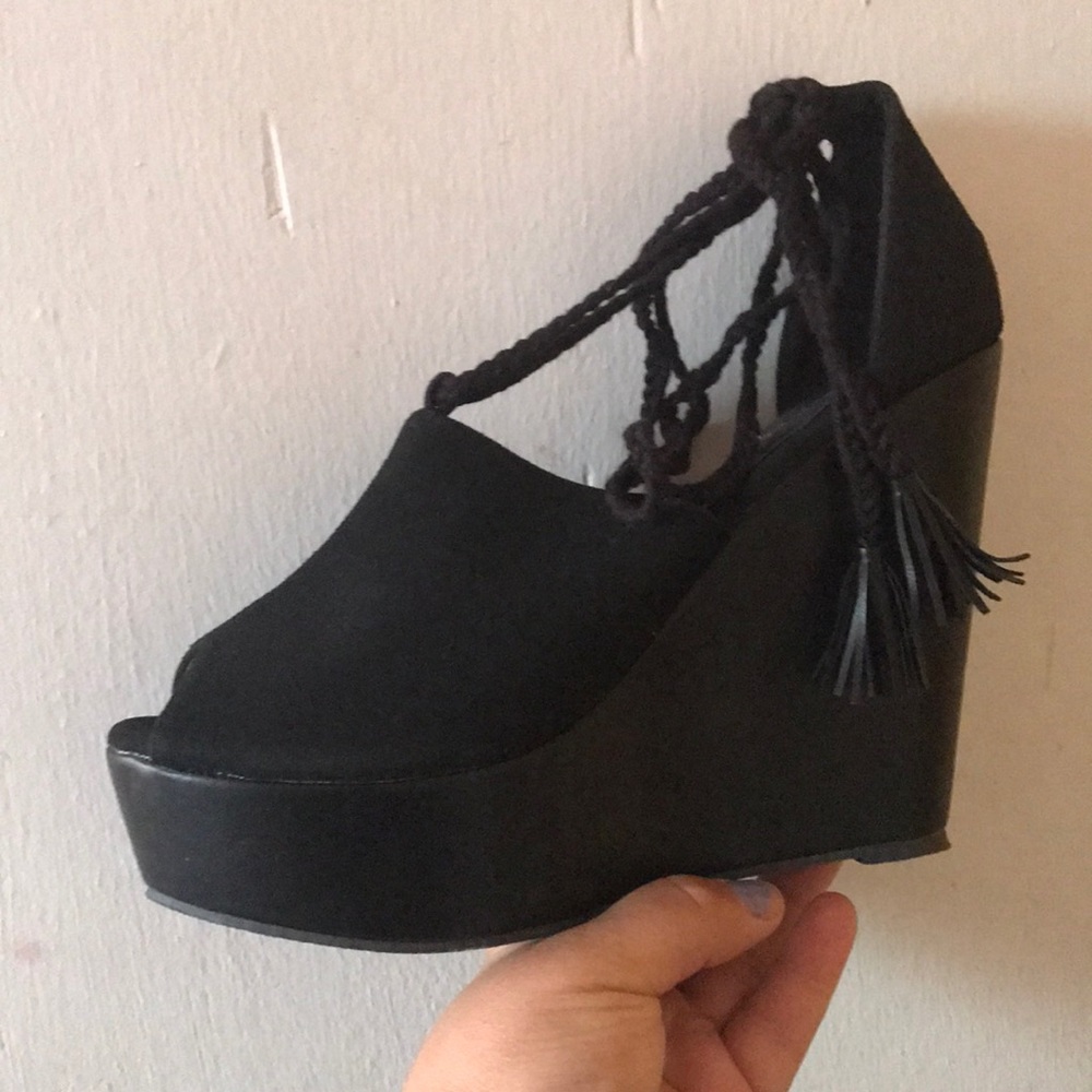Torrid 4inch Wedges that wrap around ankles